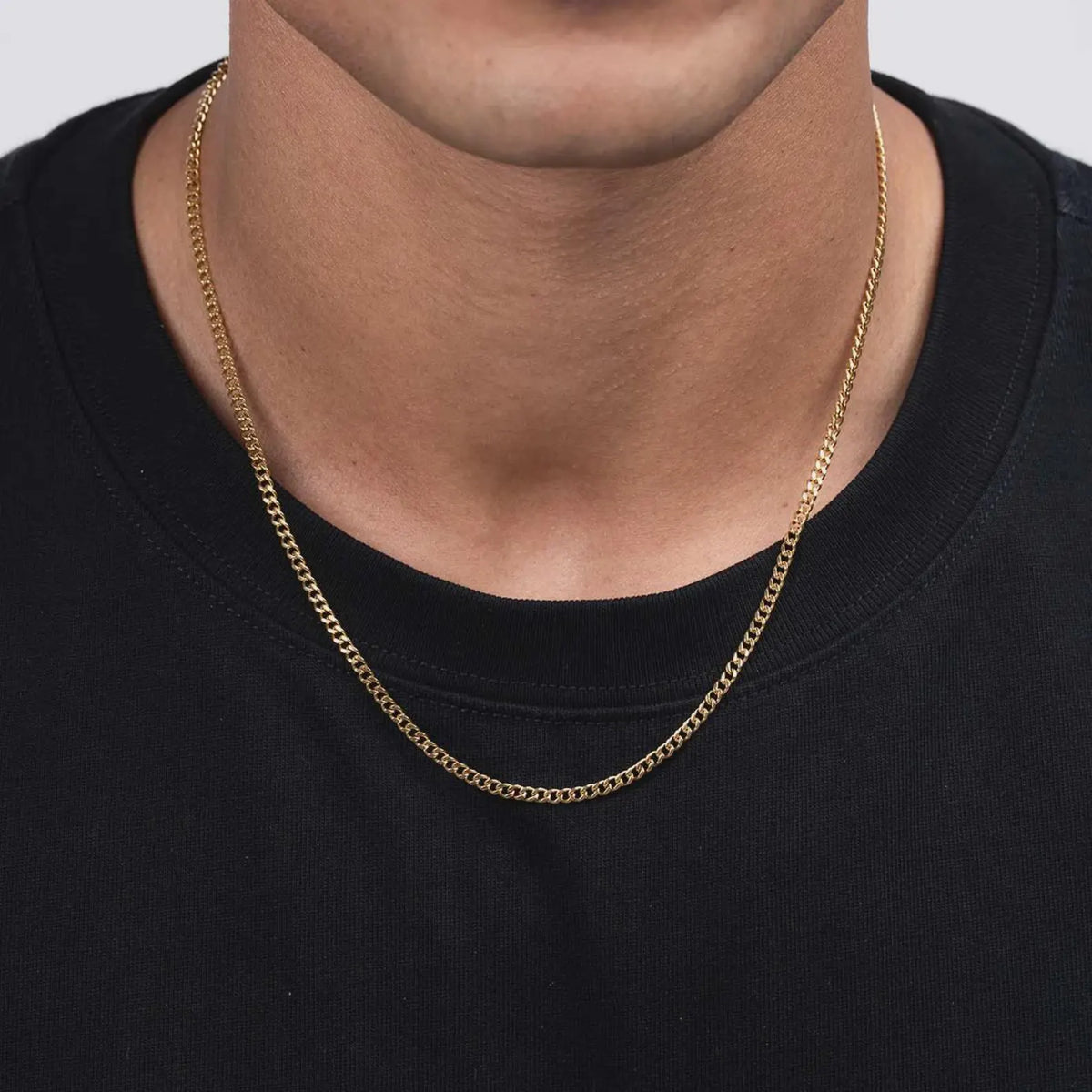 Curb Chain Necklace — Gold